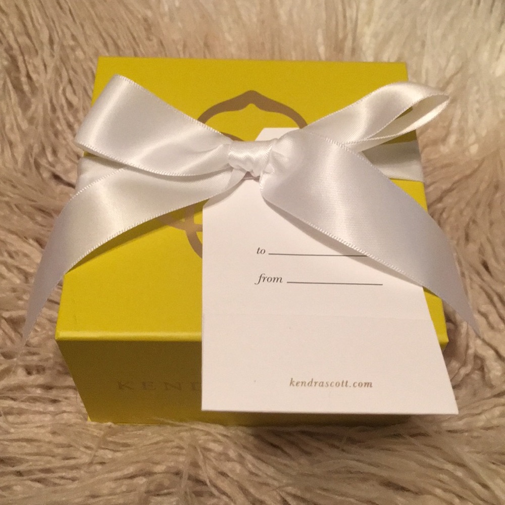 KENDRA SCOTT ELISA NECKLACE